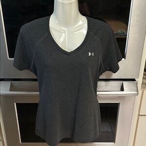 Under Armour Women's Charcoal V-Neck Tee